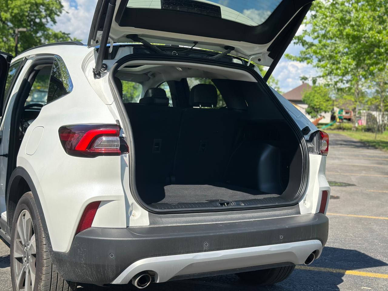 2023 Ford Escape Platinum - Photo #6