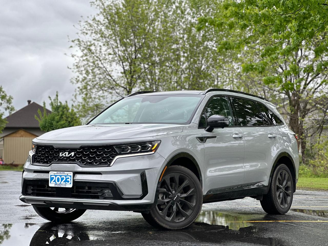 2023 Kia Sorento SX - Photo #1