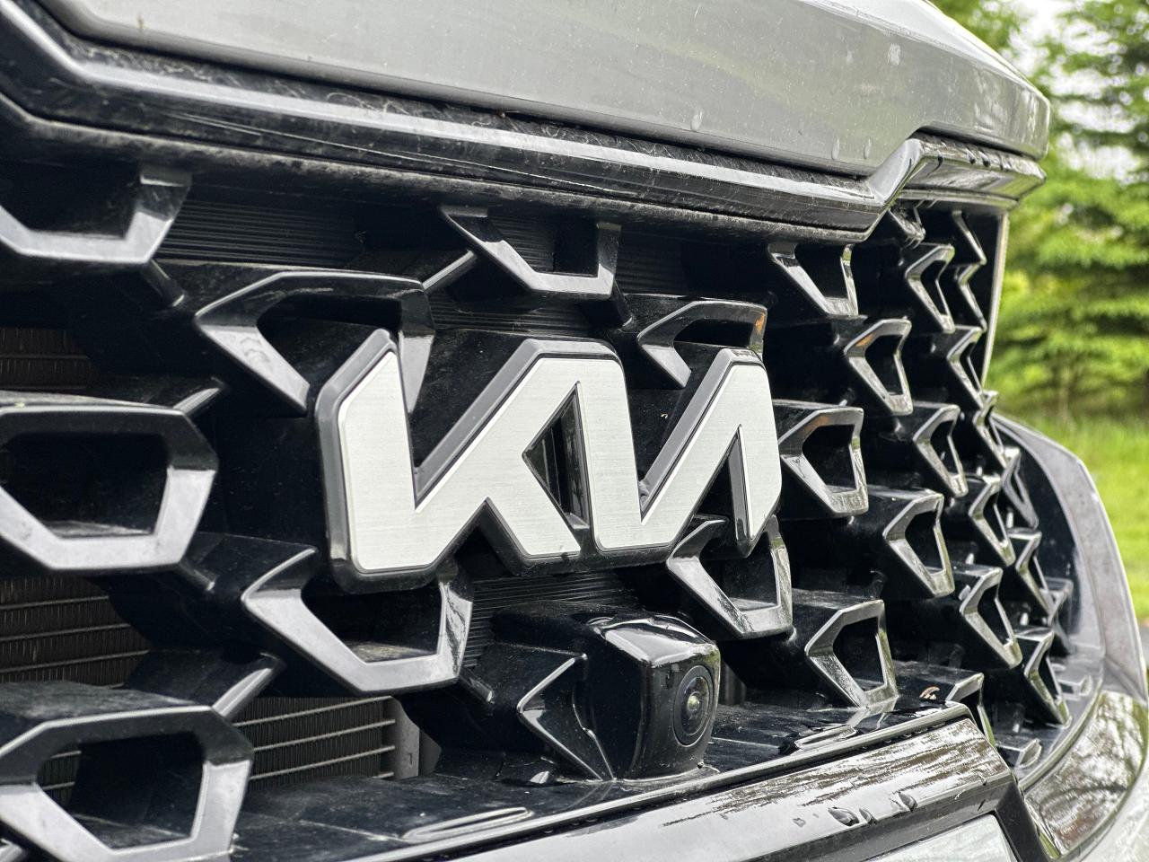 2023 Kia Sorento SX - Photo #4