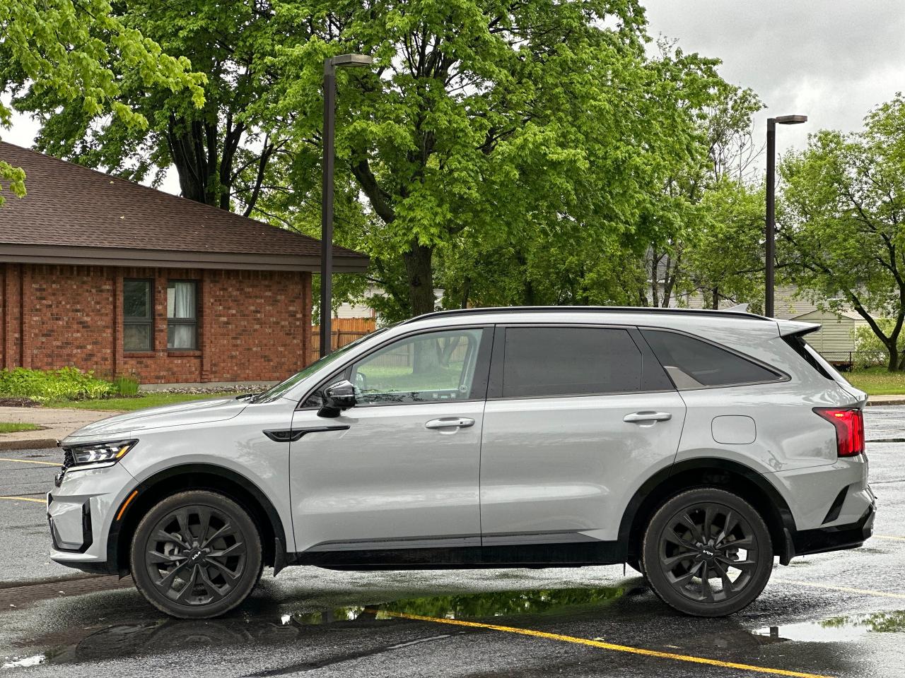 2023 Kia Sorento SX Photo4