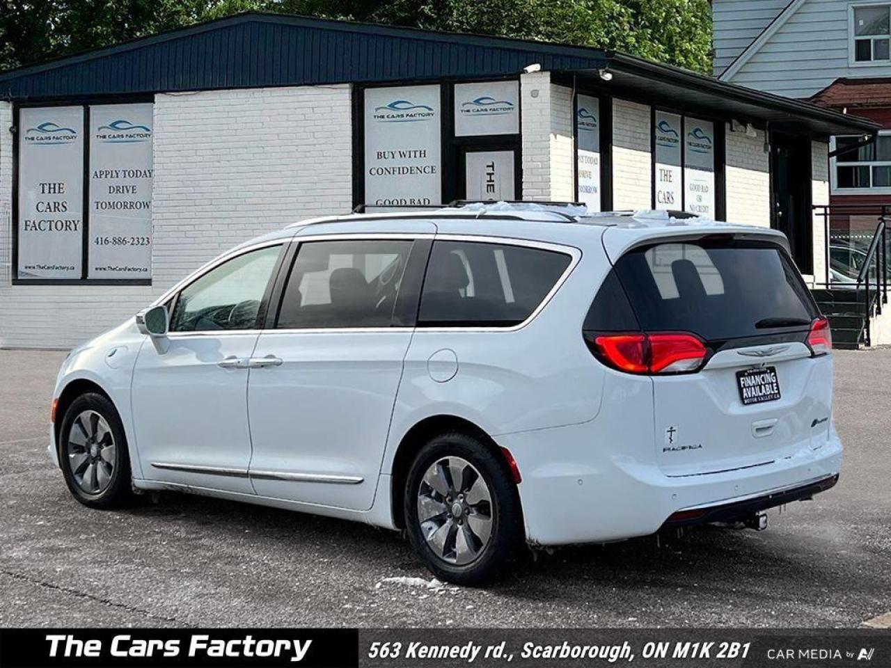 2018 Chrysler Pacifica Hybrid Limited 1-Owner No Accident! - Photo #4