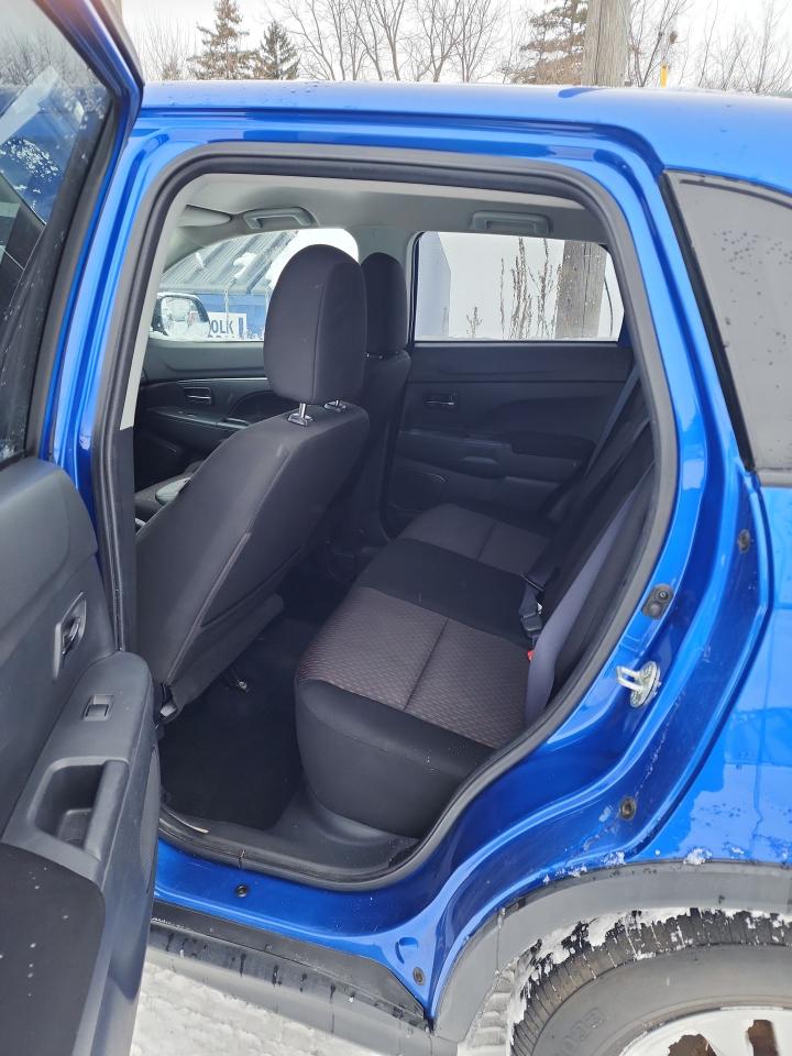 2019 Mitsubishi RVR SE - Photo #8