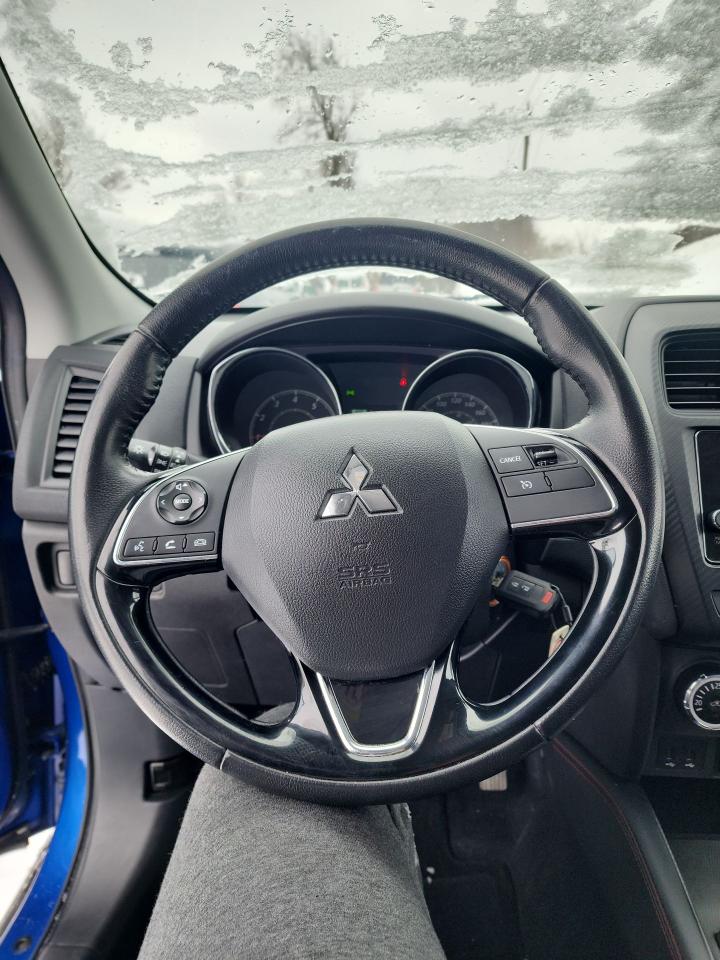 2019 Mitsubishi RVR SE - Photo #13
