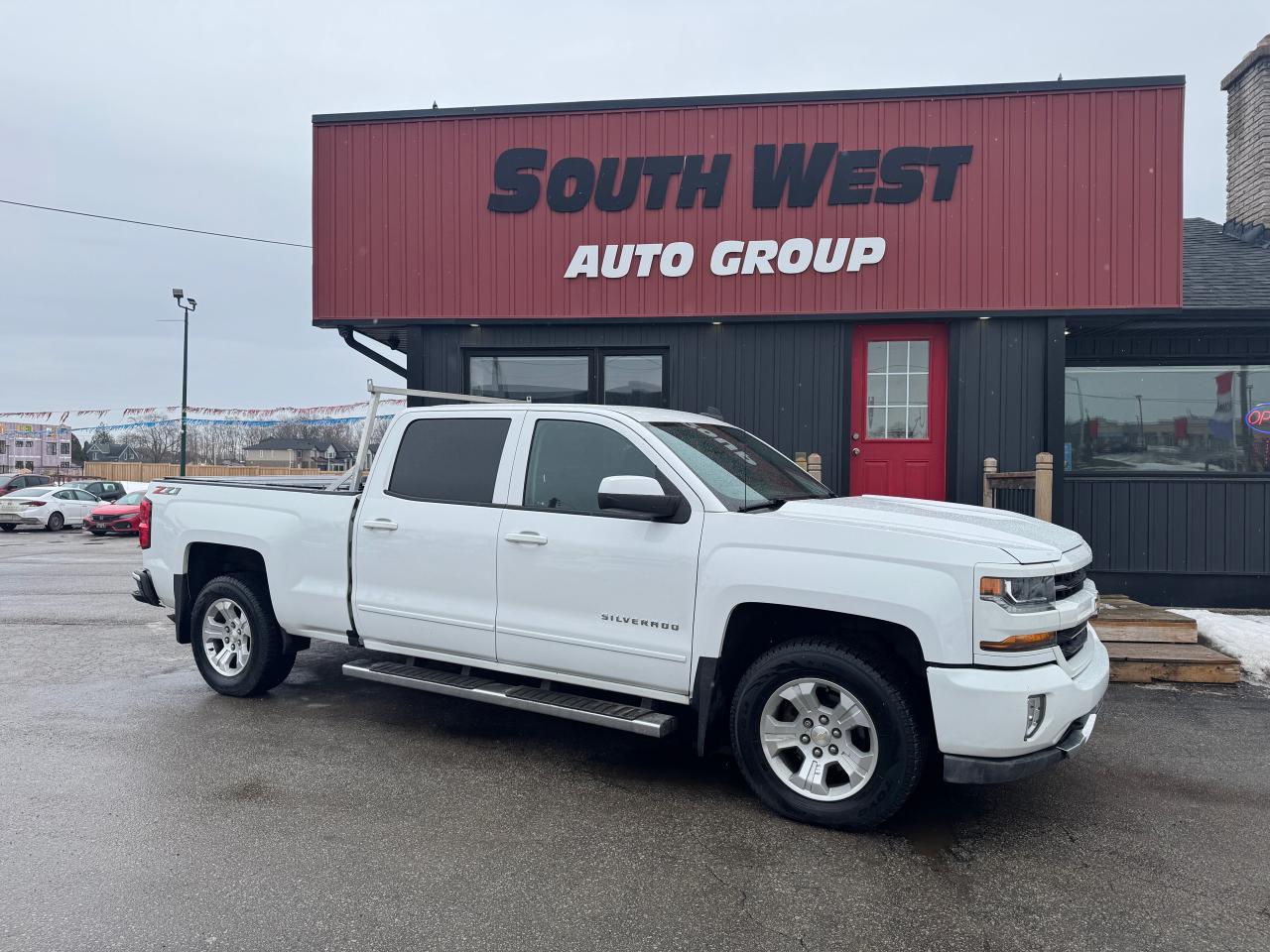 Used 2018 Chevrolet Silverado 1500 4WD CREW CAB 153.0