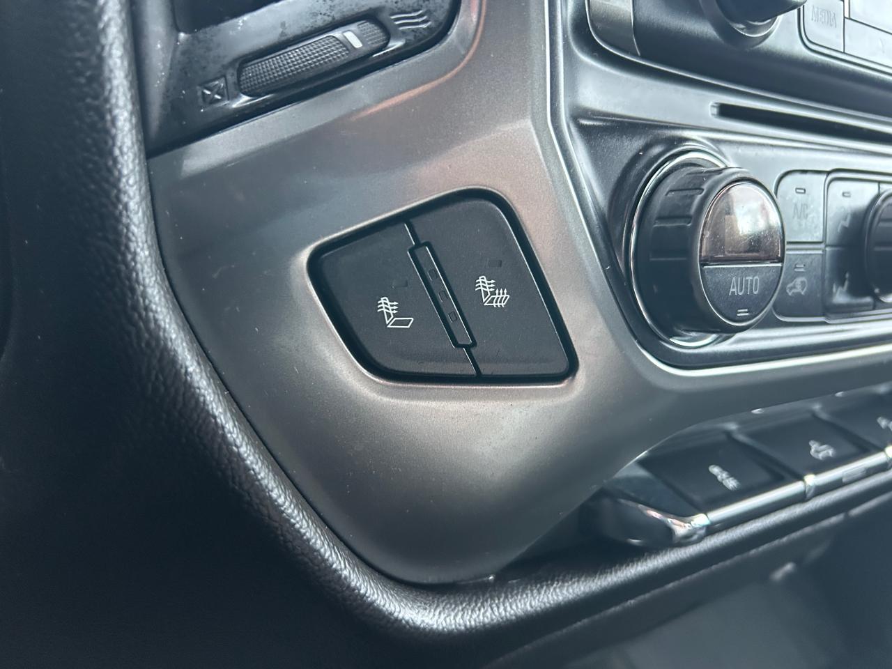 2018 Chevrolet Silverado 1500 4WD CREW CAB 153.0" LT W/1LT - Photo #17
