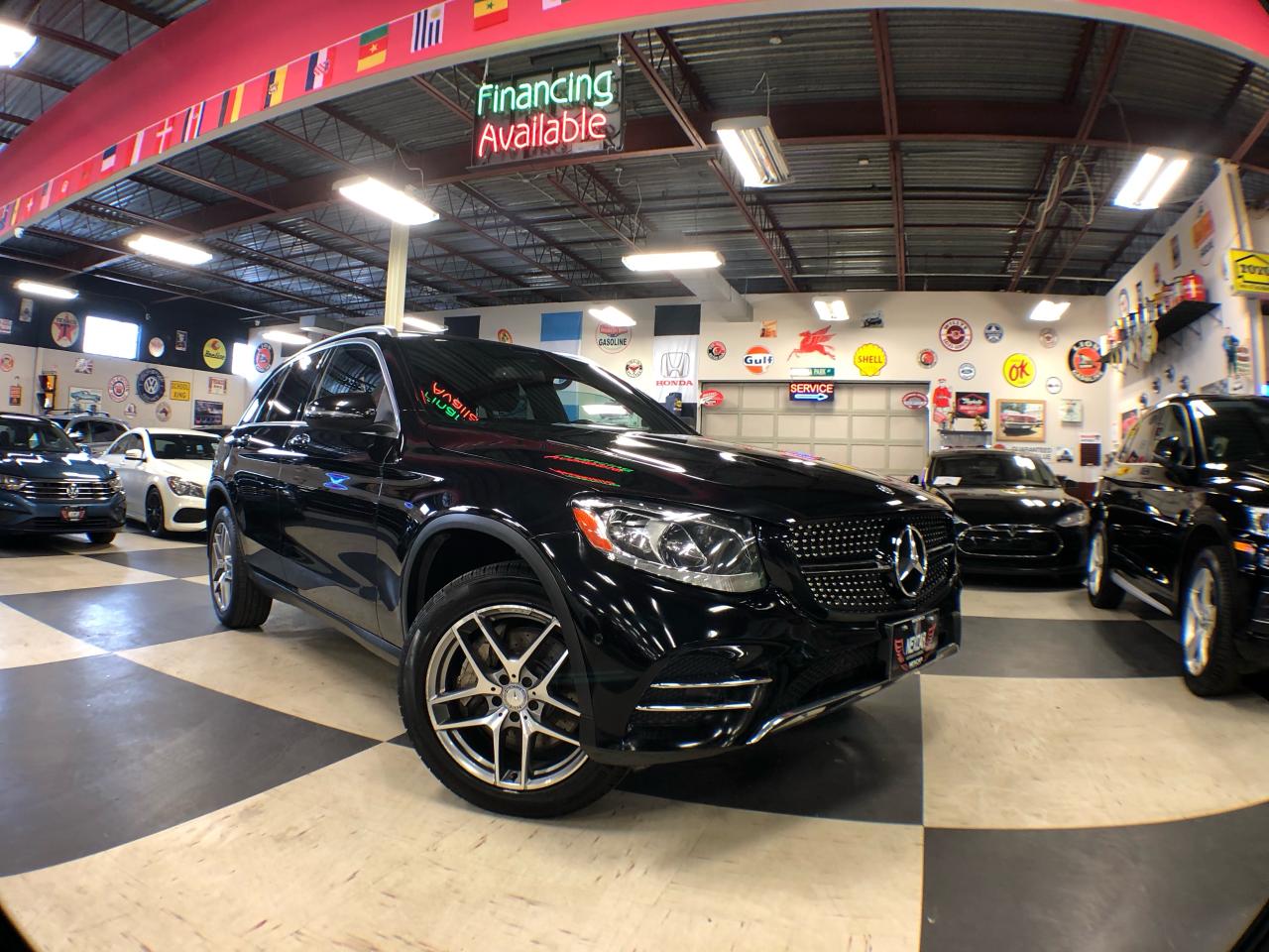 Used 2016 Mercedes-Benz GL-Class GLC 300 4MATIC AMG PKG PAN/ROOF NAVI B/SPOT CAMERA for sale in North York, ON