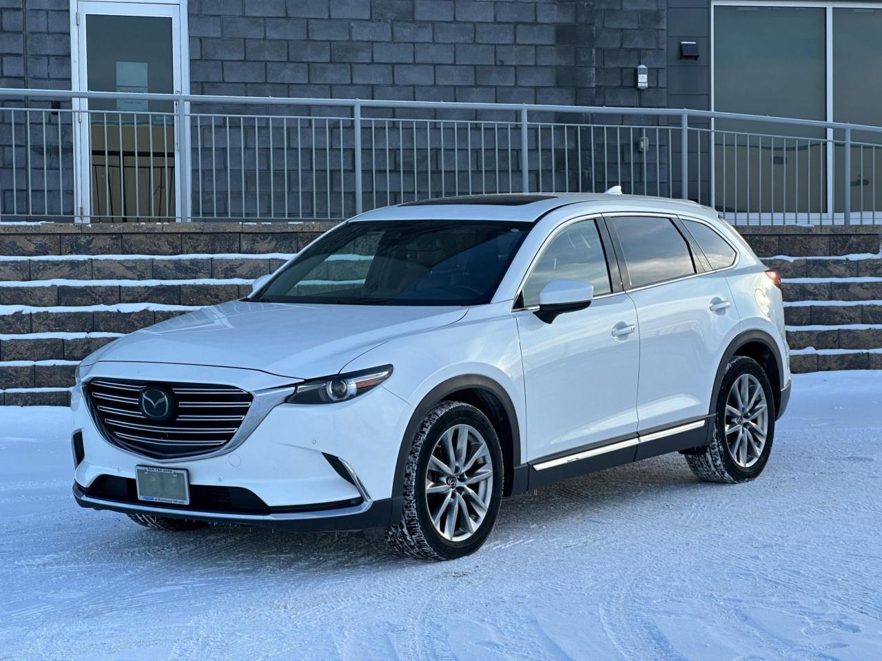 Used 2018 Mazda CX-9 Signature AWD| $0 DOWN | EVERYONE APPROVED! for sale in Calgary, AB