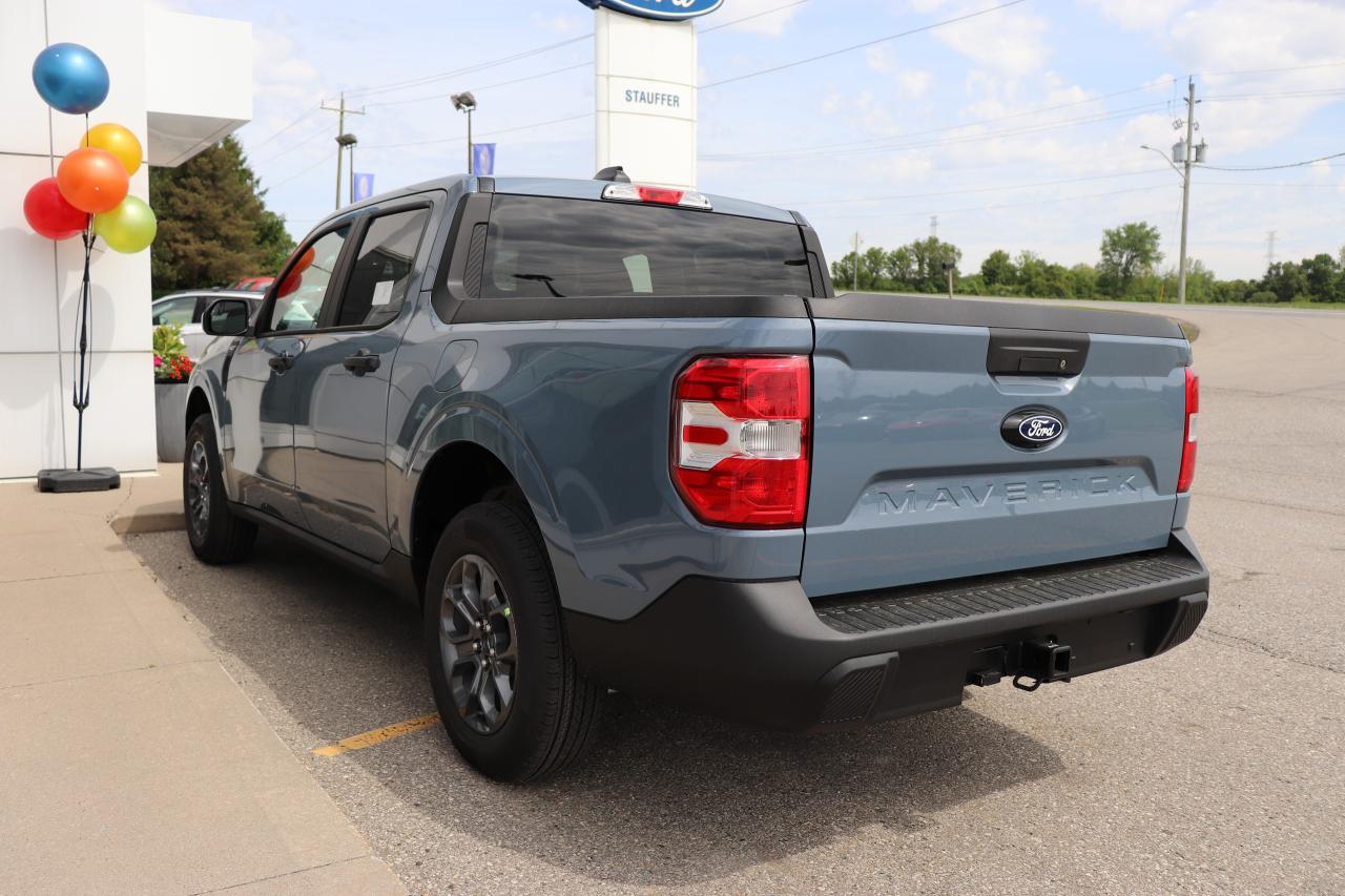 2025 Ford Maverick XLT AWD SuperCrew Photo3