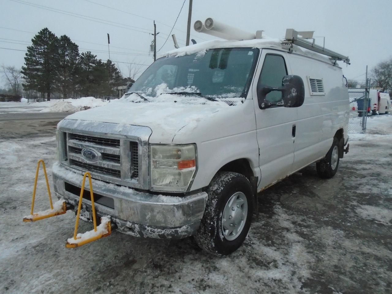 Used 2011 Ford Econoline E-350 Super Duty Commercial for sale in Fenwick, ON