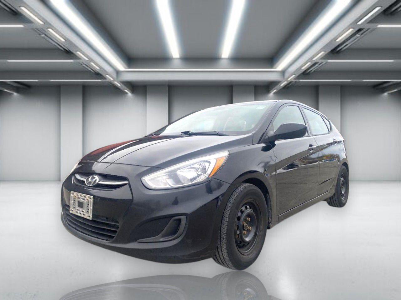 2017 Hyundai Accent 5DR HB MAN L - Photo #1