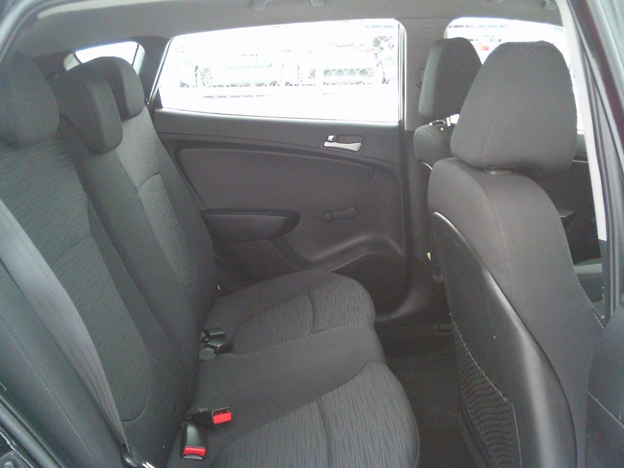 2017 Hyundai Accent 5DR HB MAN L Photo