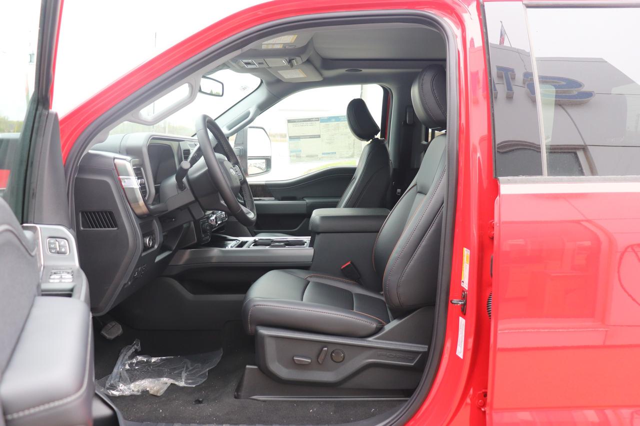 2025 Ford F-250 Super Duty SRW LARIAT 4WD CREW CAB 6.75' BOX Photo5