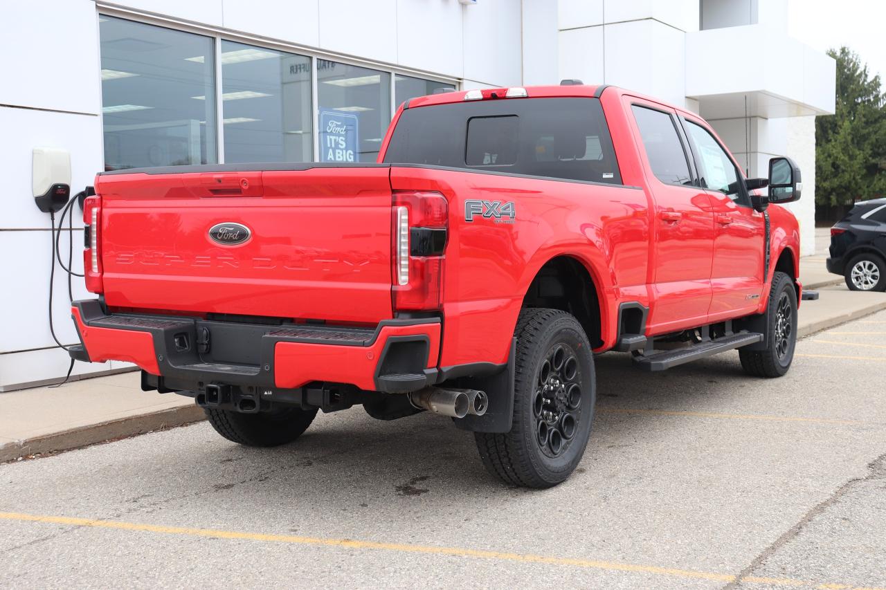 2025 Ford F-250 Super Duty SRW LARIAT 4WD CREW CAB 6.75' BOX Photo1