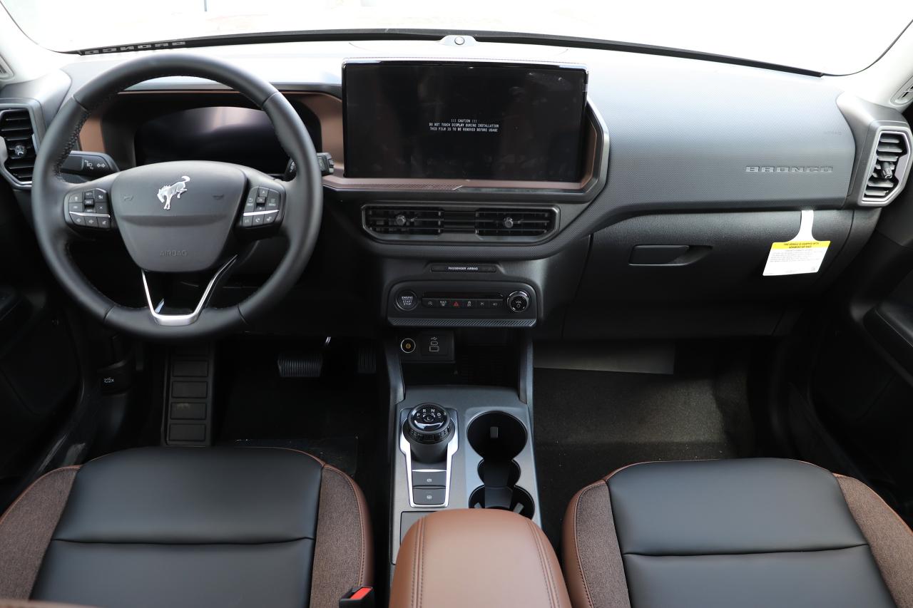 2025 Ford Bronco Sport Outer Banks 4x4 Photo