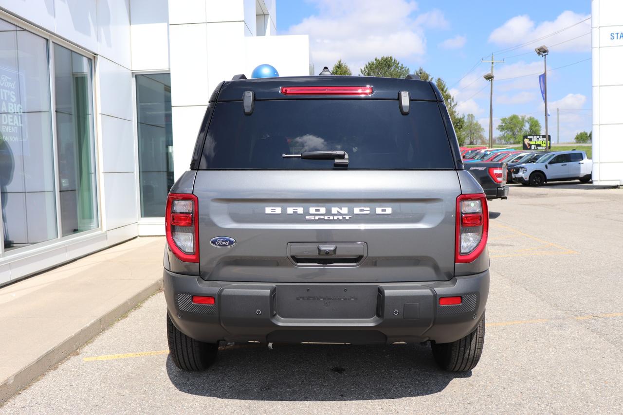 2025 Ford Bronco Sport Outer Banks 4X4 Photo2
