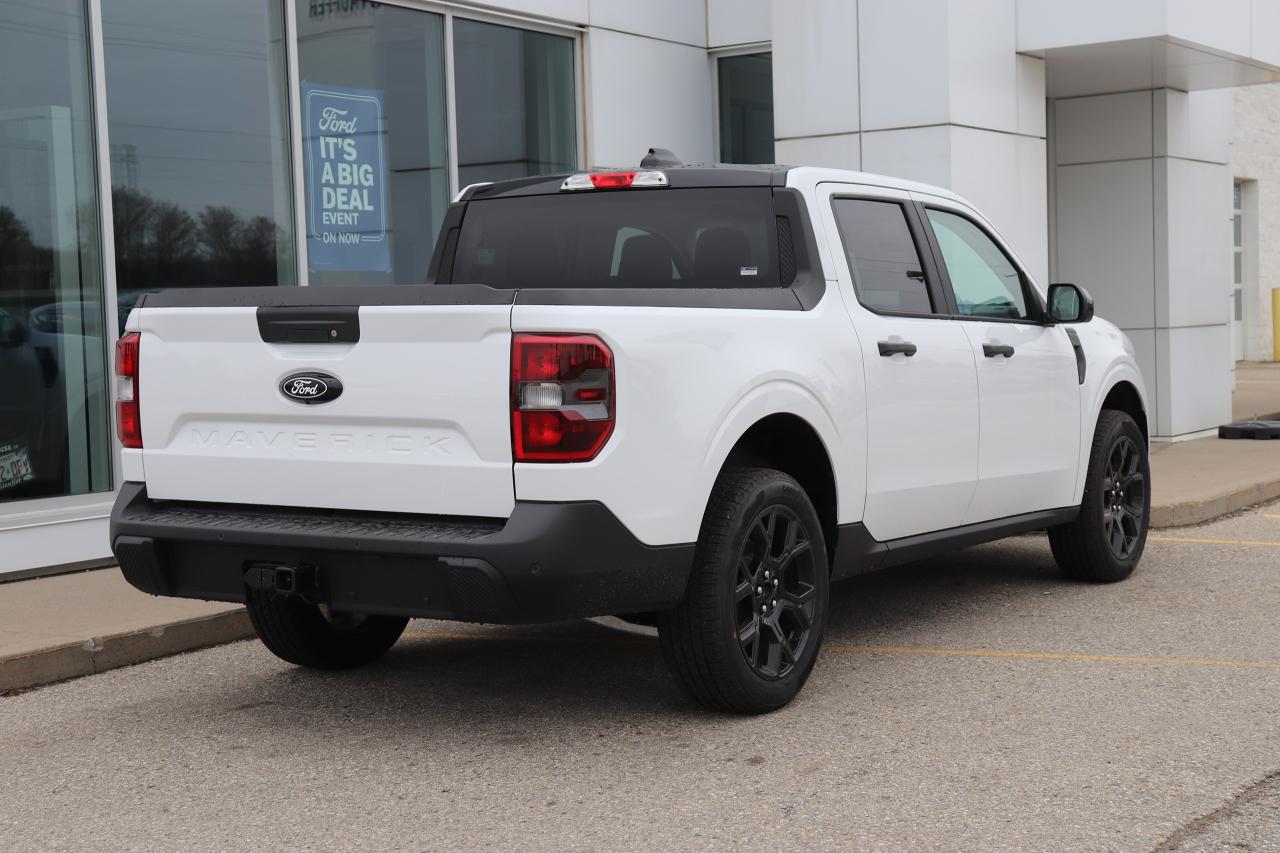2025 Ford Maverick XLT AWD SuperCrew Photo1