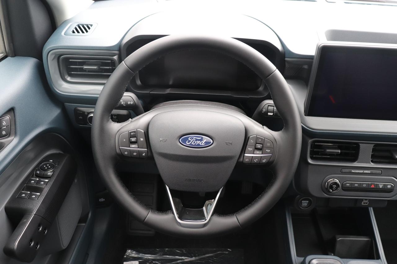2025 Ford Maverick XLT AWD SuperCrew Photo5