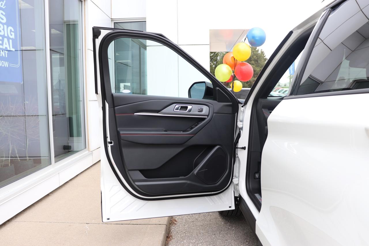 2025 Ford Explorer ST-LINE 4WD Photo5