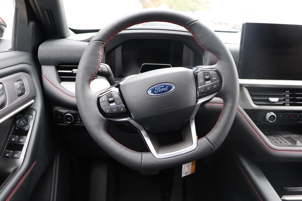 2025 Ford Explorer ST-LINE 4WD Photo5