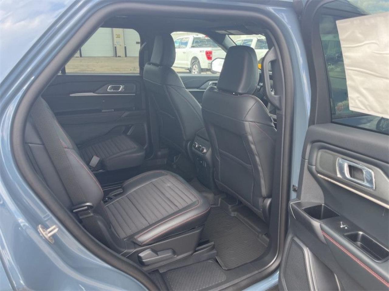 2025 Ford Explorer ST-Line  - BlueCruise -  Navigation Photo5