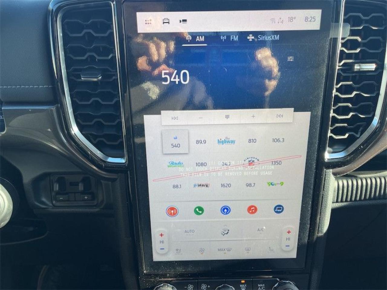 2025 Ford Ranger Lariat  - Leather Seats -  Heated Seats Photo5