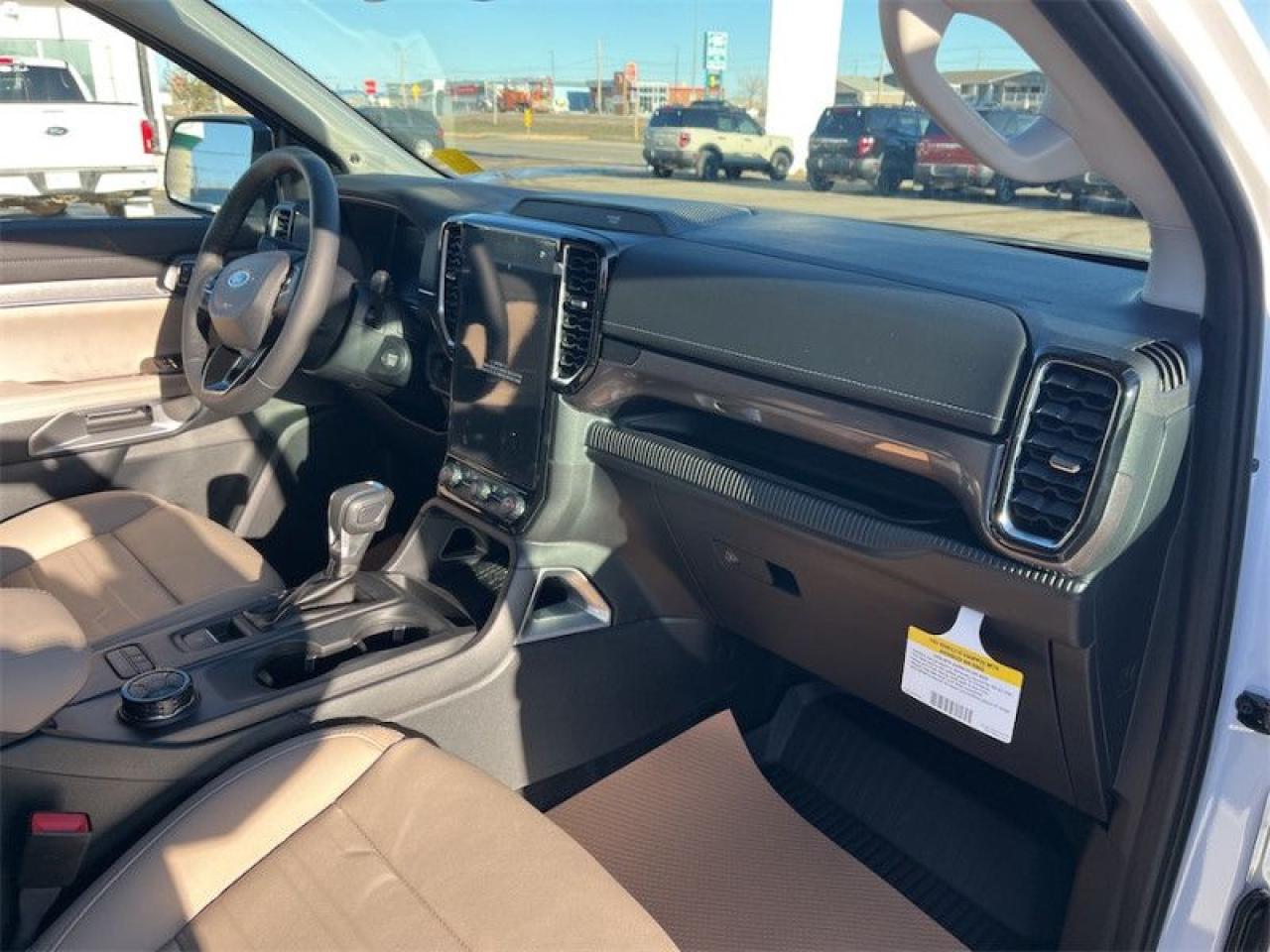 2025 Ford Ranger Lariat  - Leather Seats -  Heated Seats Photo5