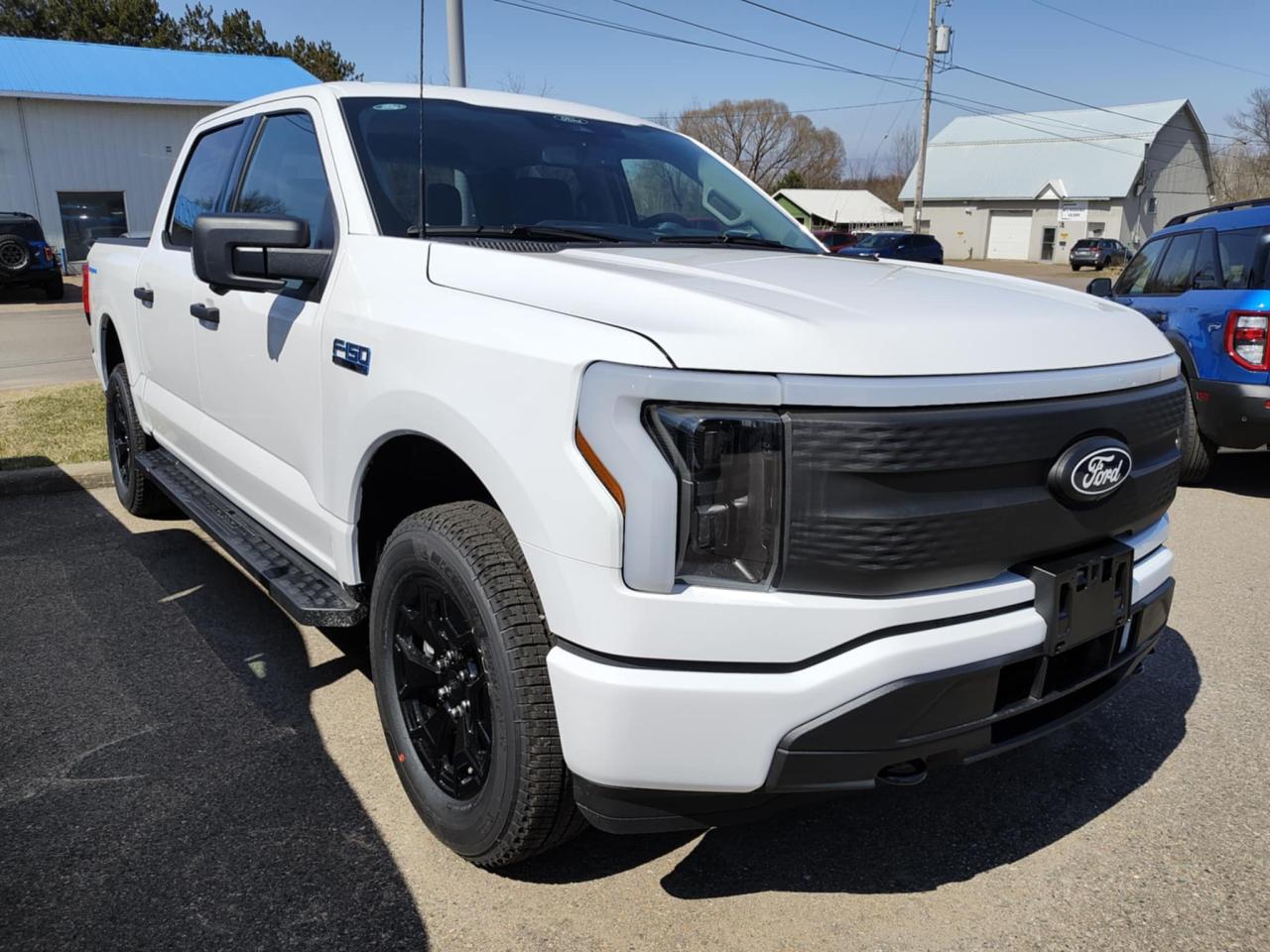 2025 Ford F-150 Lightning XLT