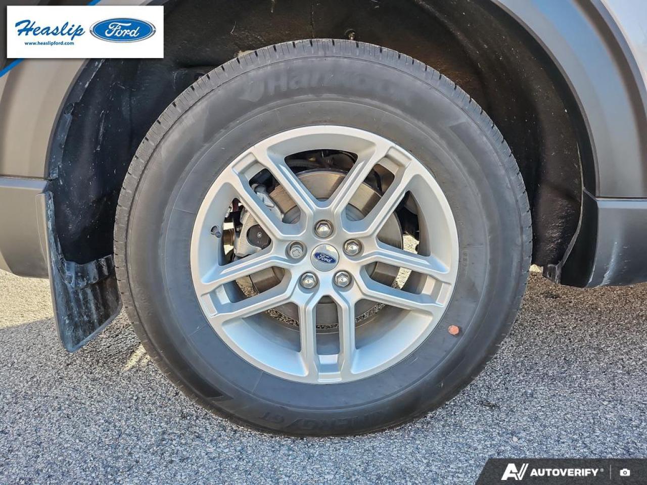 2025 Ford Explorer Active Photo