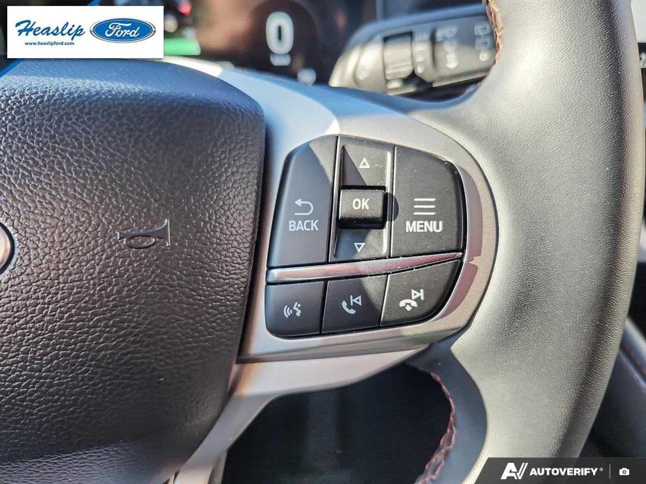 2025 Ford Explorer Active Photo