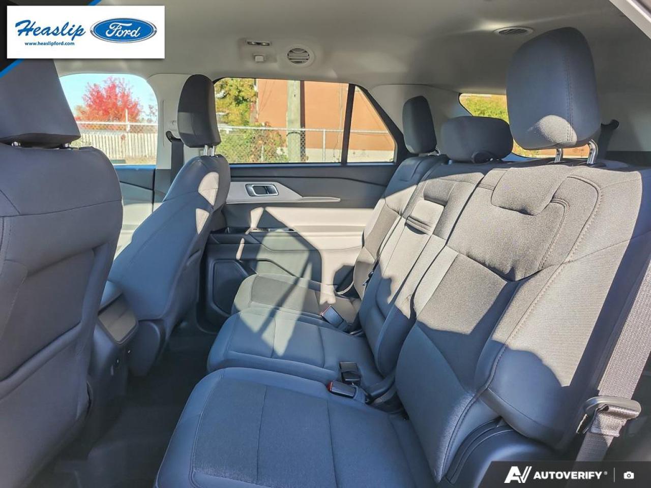 2025 Ford Explorer Active Photo