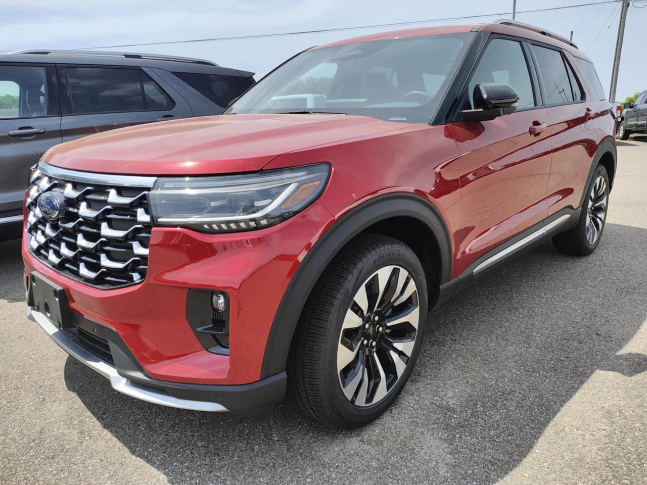 2025 Ford Explorer Platinum