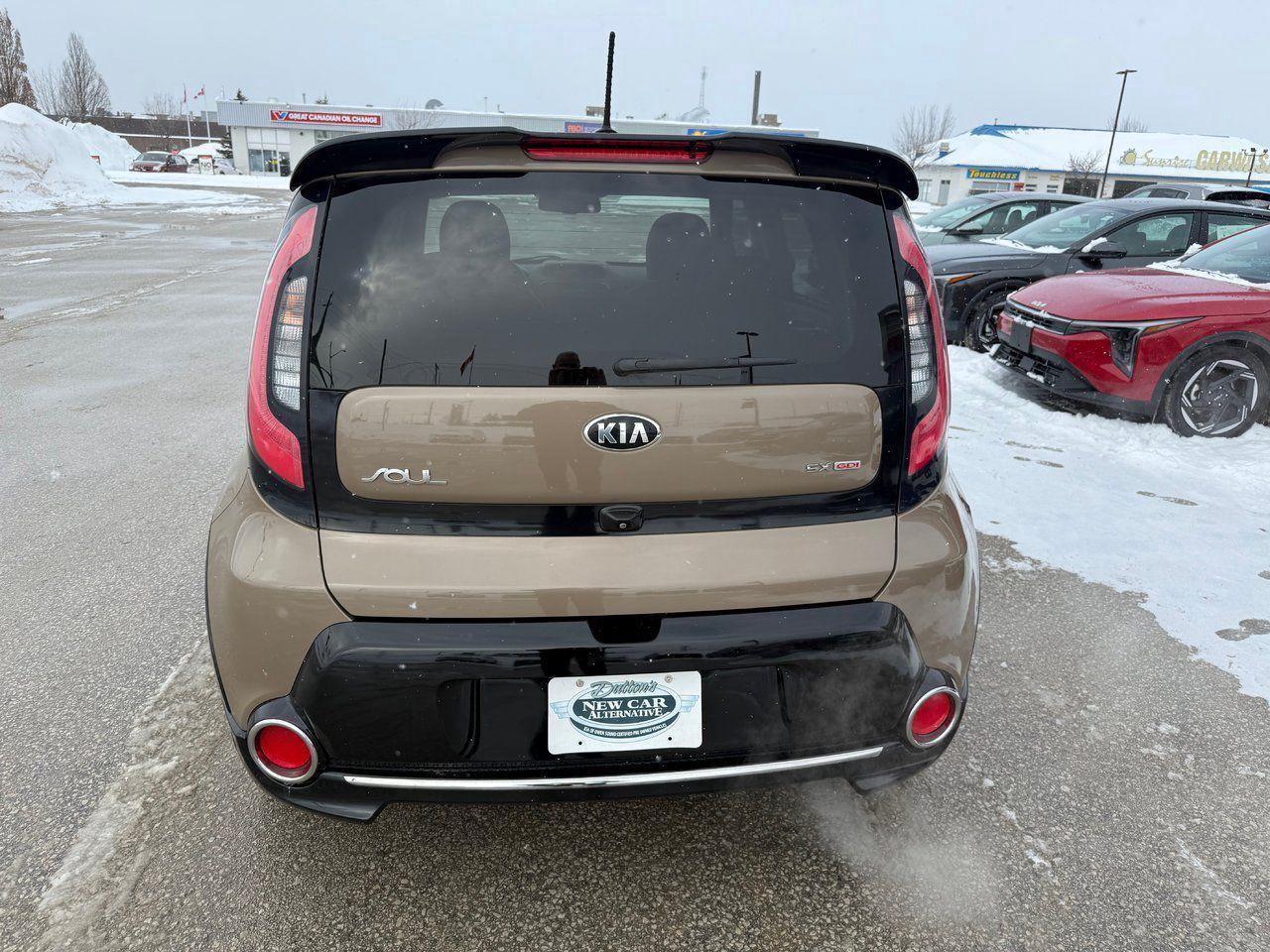 2016 Kia Soul Urban Cappuccino Photo