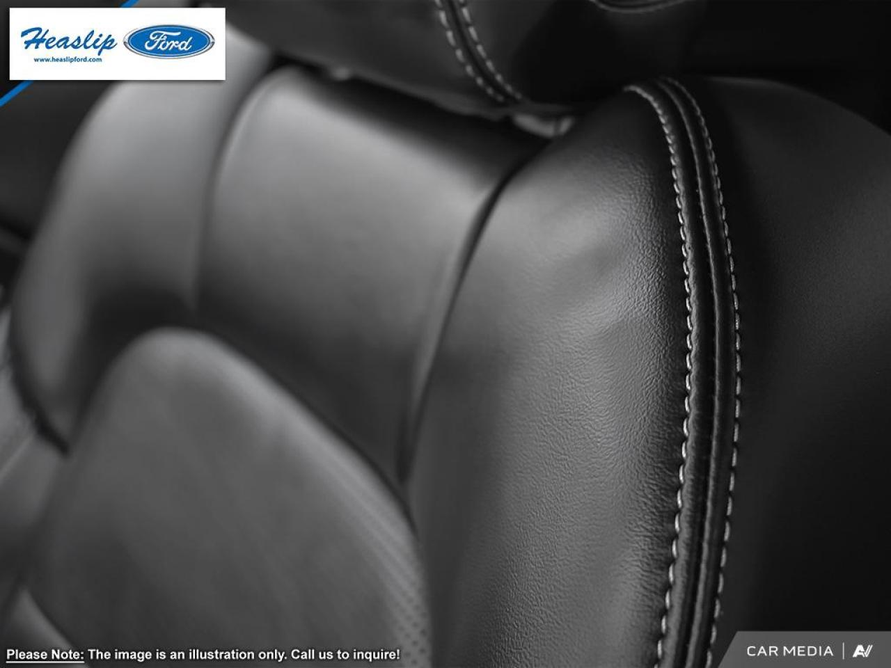 2025 Ford Mustang EcoBoost Premium Photo5