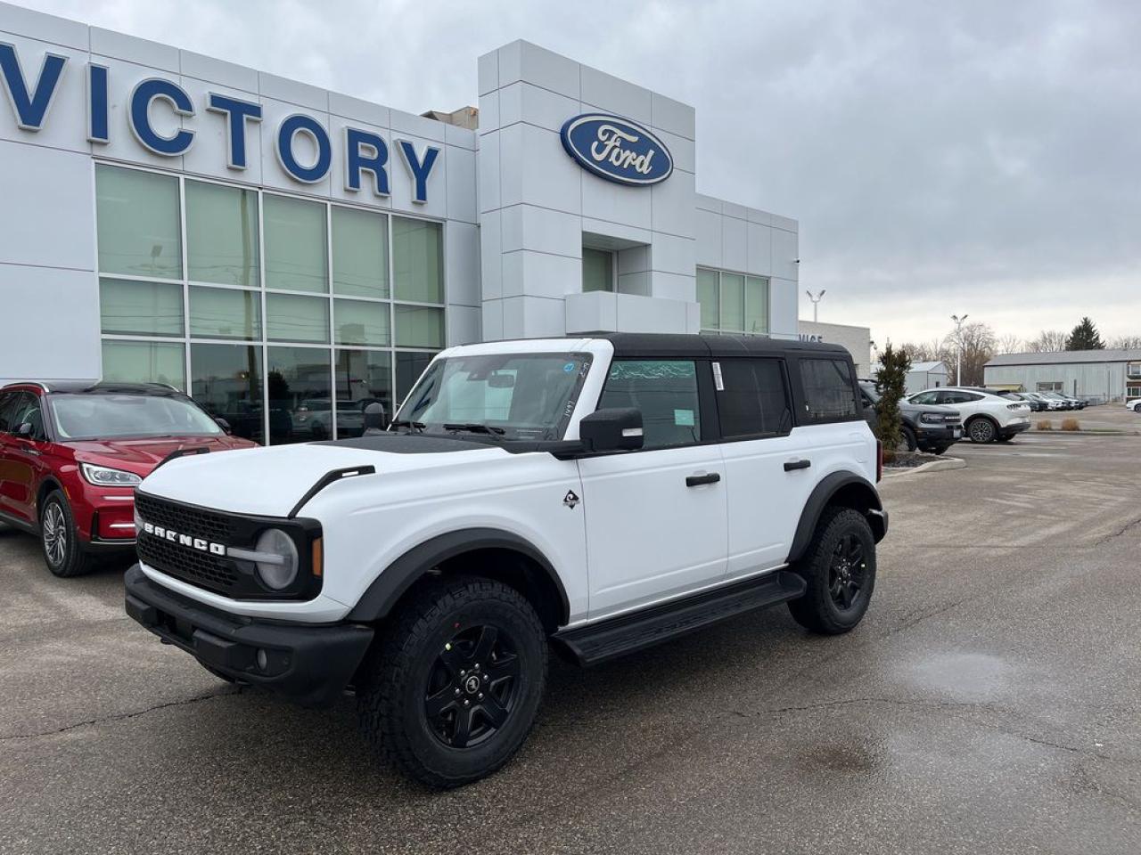 New 2025 Ford Bronco Outer Banks for sale in Chatham, ON