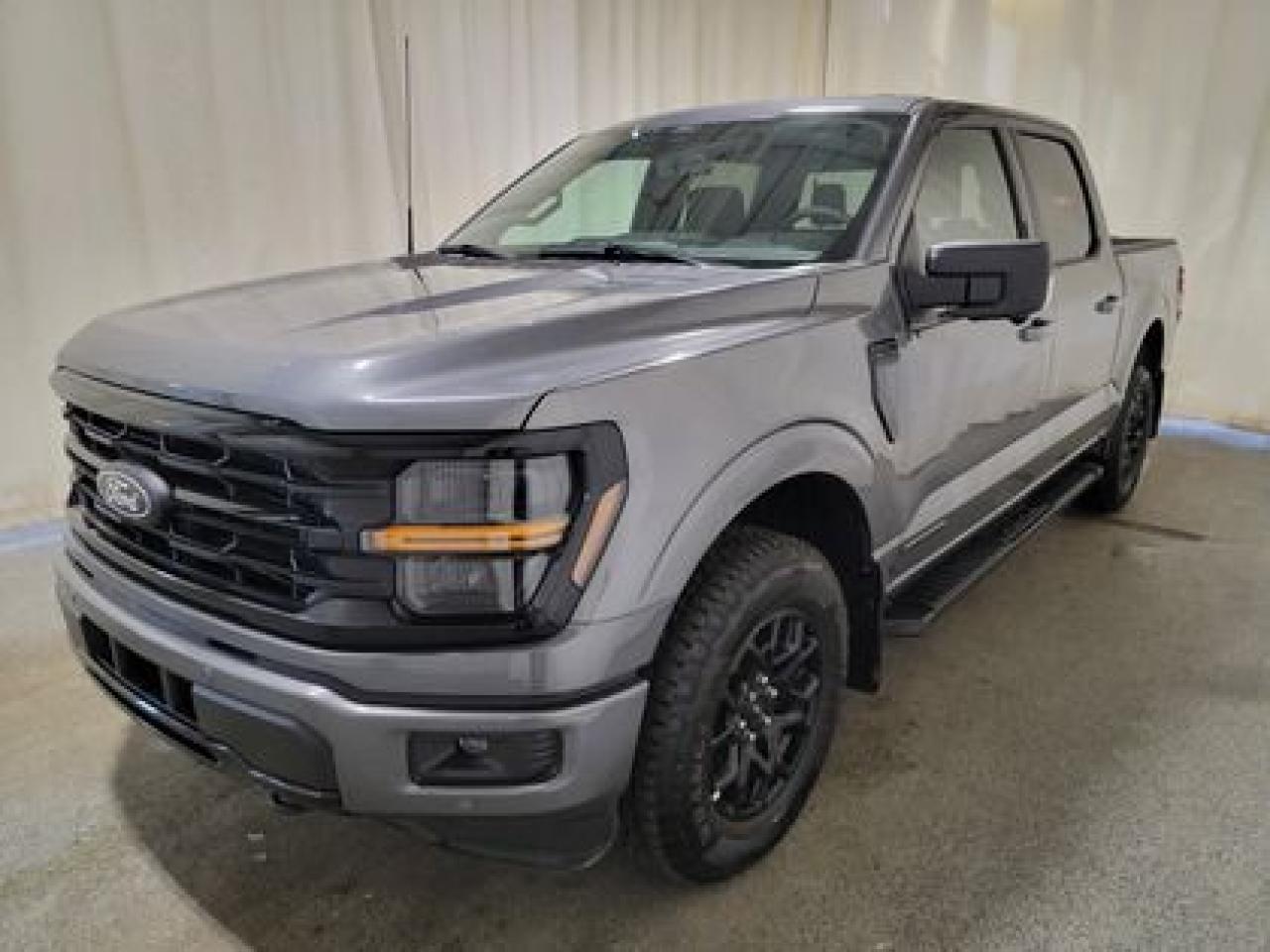 New 2024 Ford F-150 XLT for sale in Regina, SK