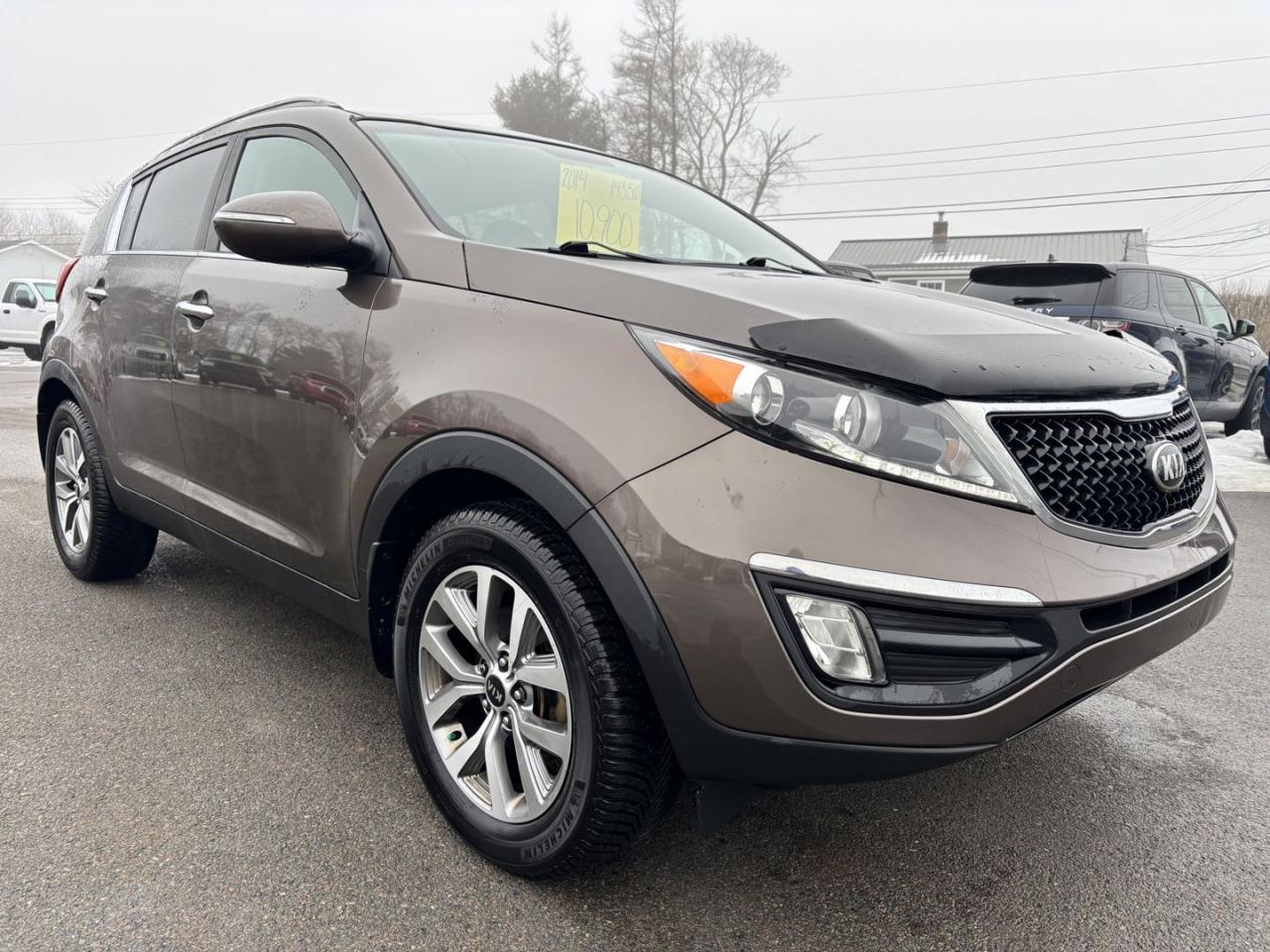 Used 2014 Kia Sportage EX / FWD / PUSH BUTTON START / REVERSE CAMERA / HEATED SEATS / ALLOY WHEELS / ECO MODE for sale in Truro, NS