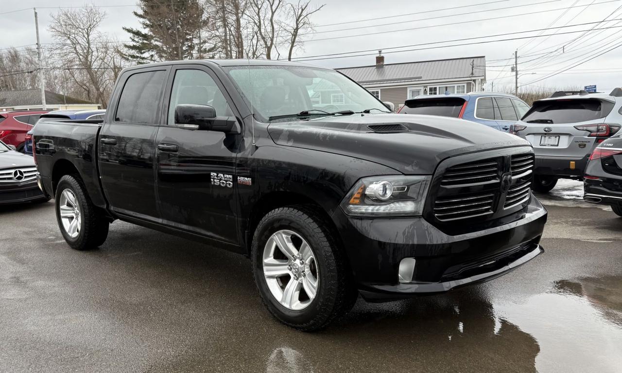 Used 2014 RAM 1500 SPORT / HEMI / APPLE CARPLAY & ANDROID AUTO / NAVIGATION / LEATHER SEATS for sale in Truro, NS