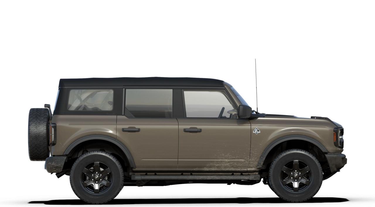 2025 Ford Bronco Outer Banks Photo4