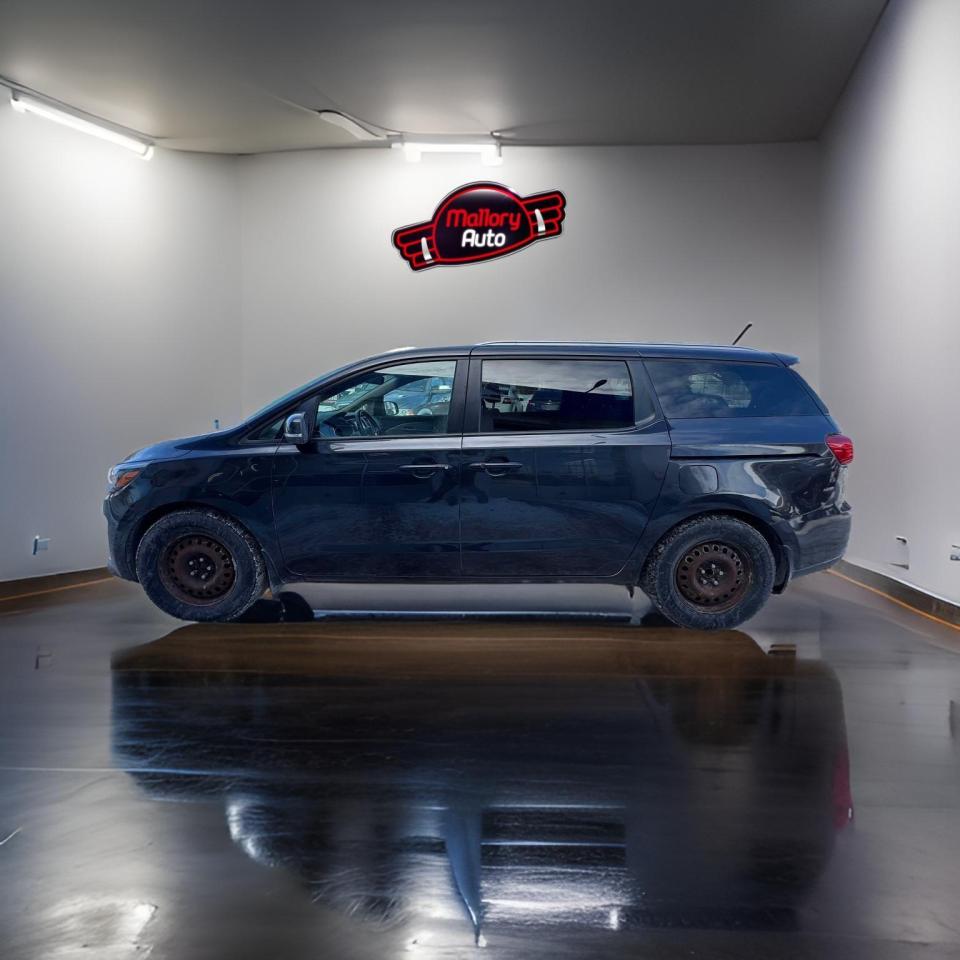 2019 Kia Sedona LX+ - Photo #4