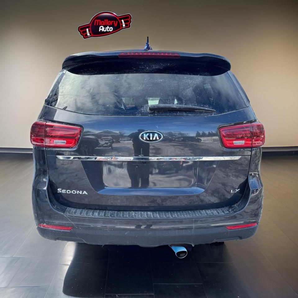 2019 Kia Sedona LX+ - Photo #6