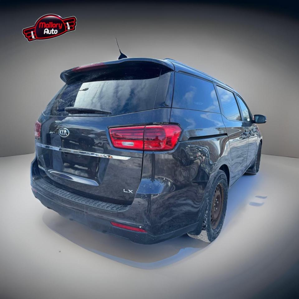 2019 Kia Sedona LX+ - Photo #8