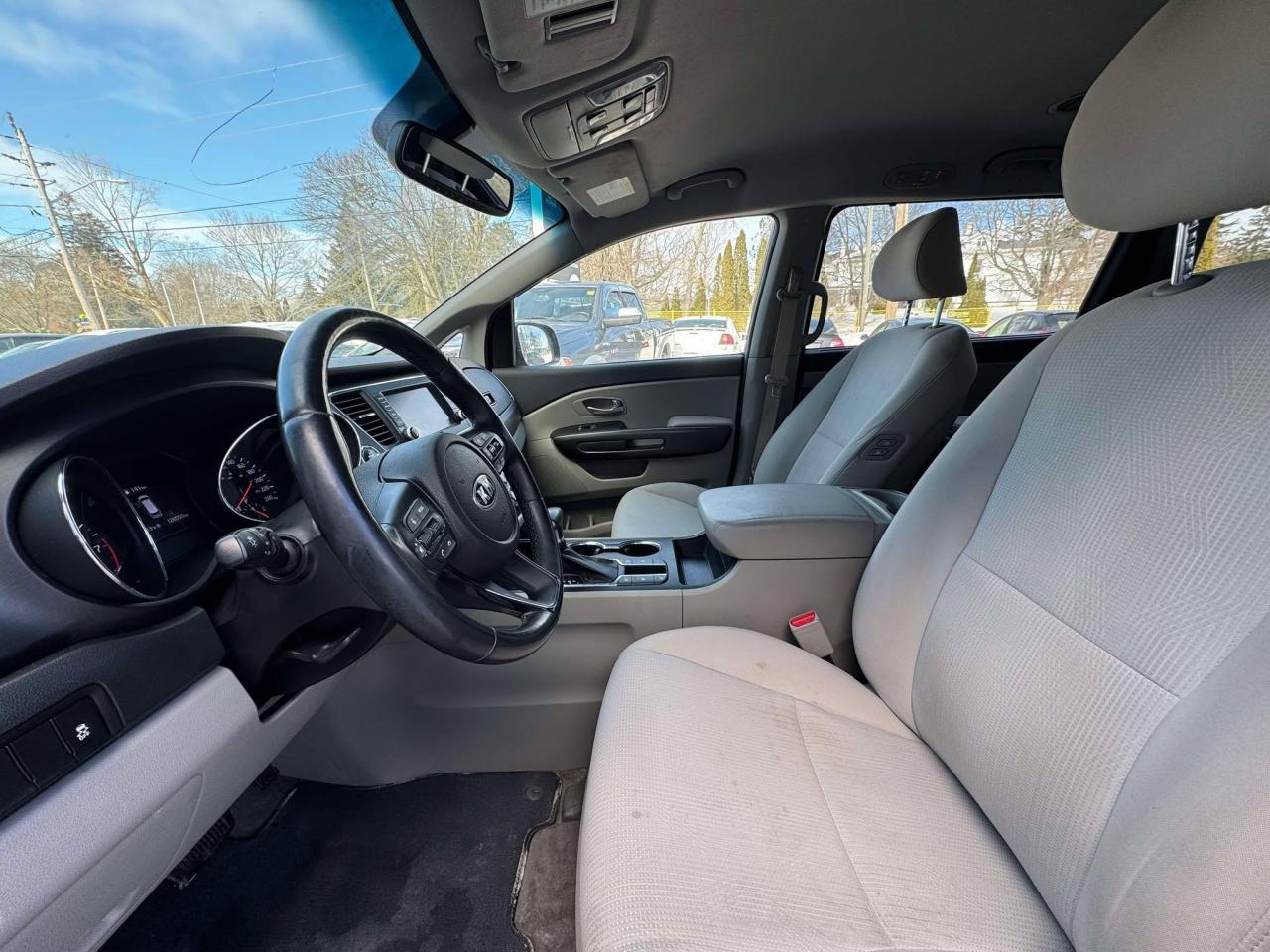 2019 Kia Sedona LX+ - Photo #12