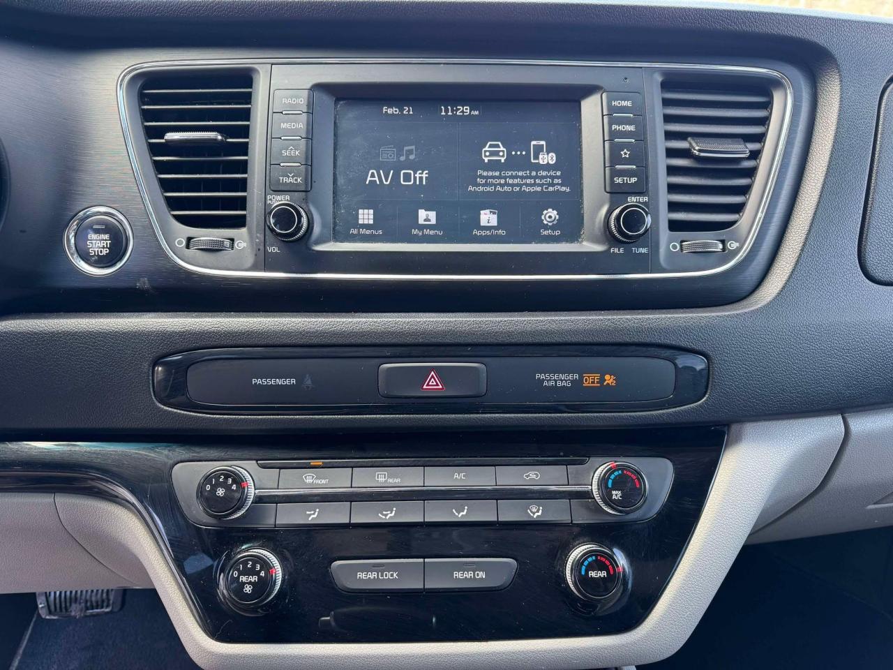 2019 Kia Sedona LX+ - Photo #16