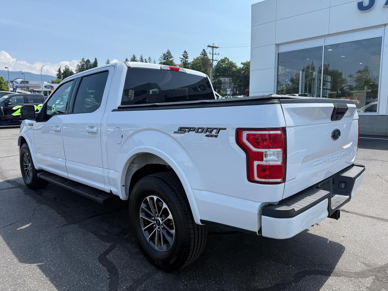 2020 Ford F-150 XLT Photo2