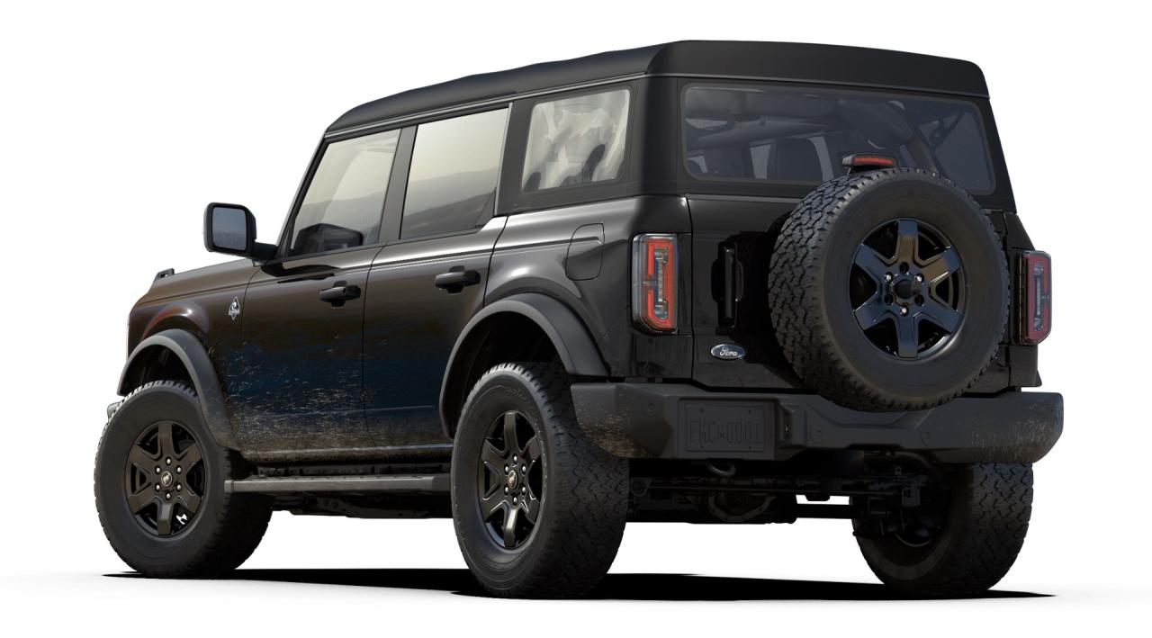 2025 Ford Bronco Outer Banks Photo1