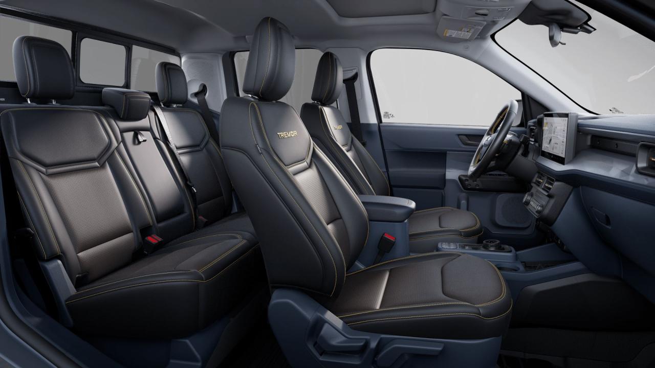 2025 Ford Maverick TREMOR Photo5