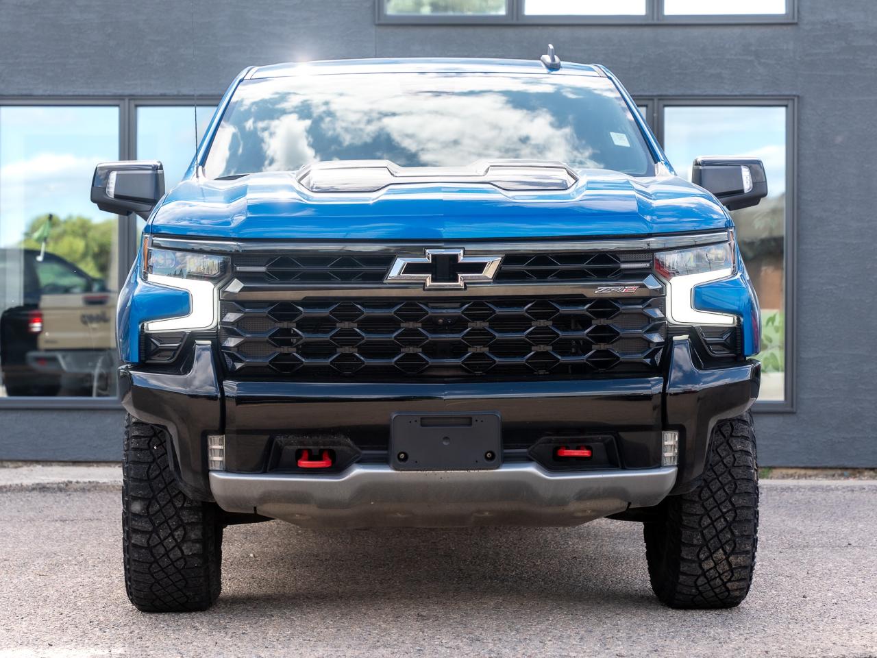 2022 Chevrolet Silverado 1500 4WD Crew Cab 147" ZR2 Photo2