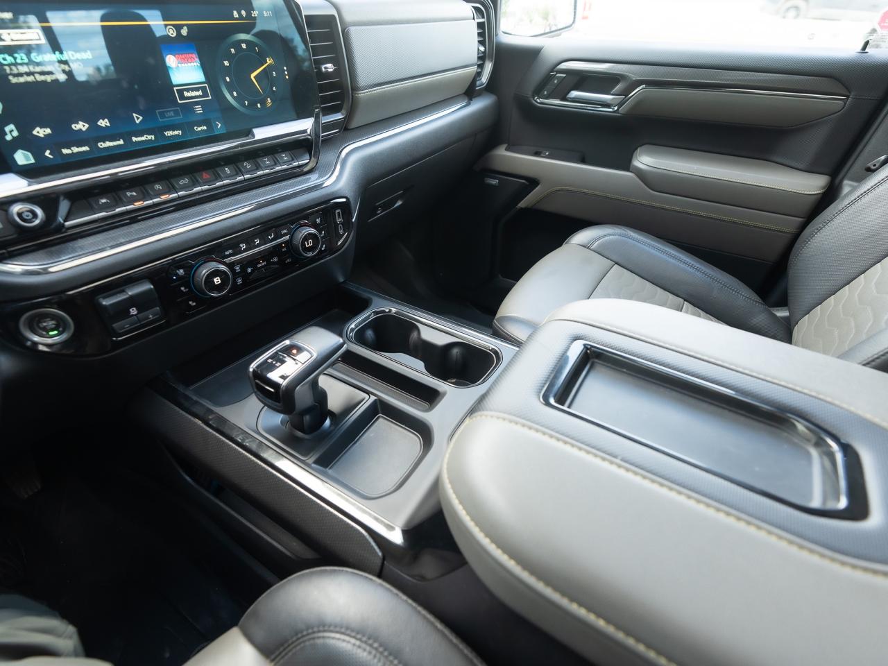 2022 Chevrolet Silverado 1500 4WD Crew Cab 147" ZR2 Photo16