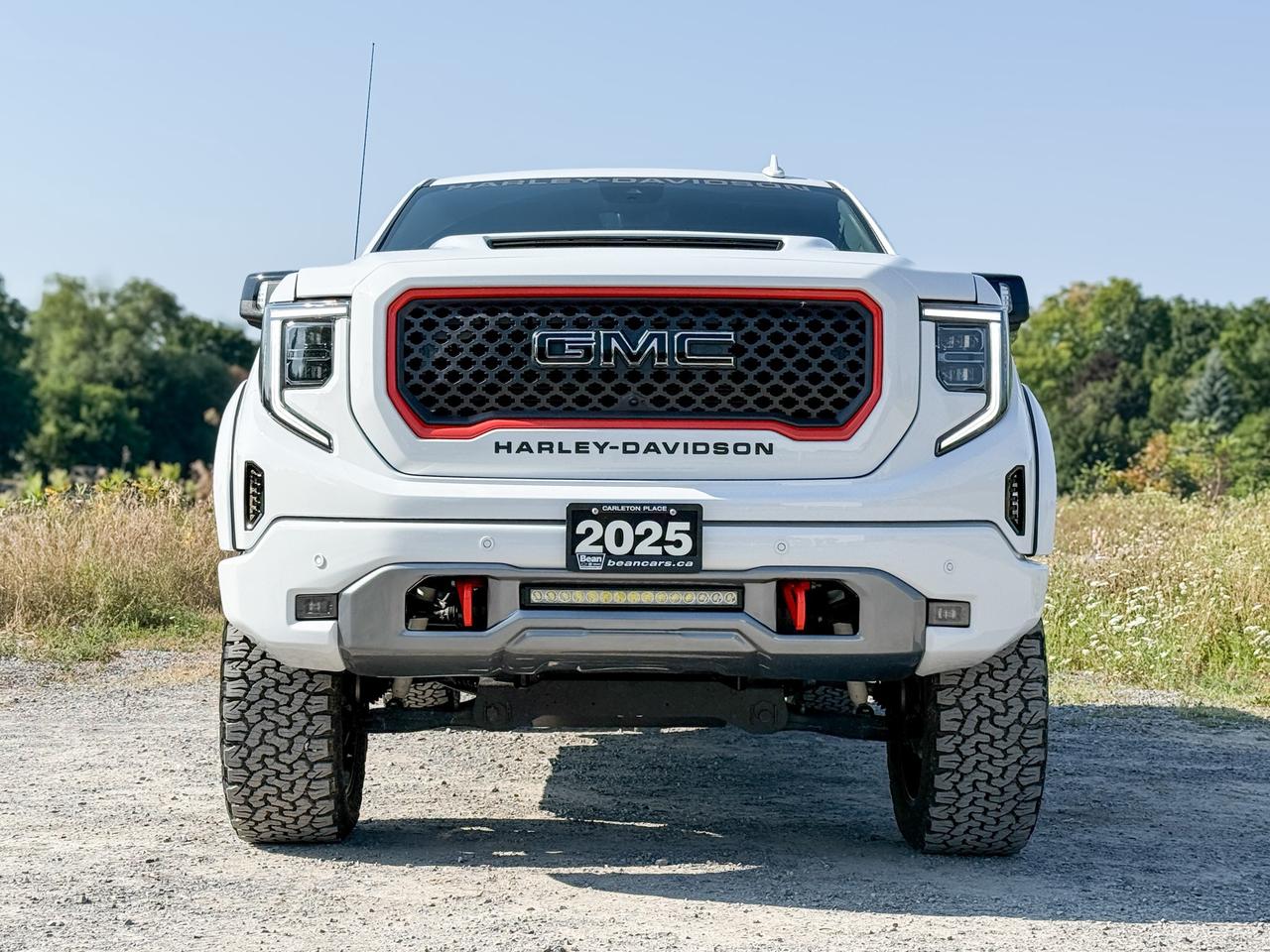 2025 GMC Sierra 1500 AT4 HARLEY DAVIDSON UPGRADE - 6.2L V8 WITH REMOTE START/ENTRY, SUNROOF, HEATED FRONT & REAR SEATS, VENTILATED FRONT SEATS, HEATED STEERING WHEEL, BOSE SOUND SYSTEM Photo