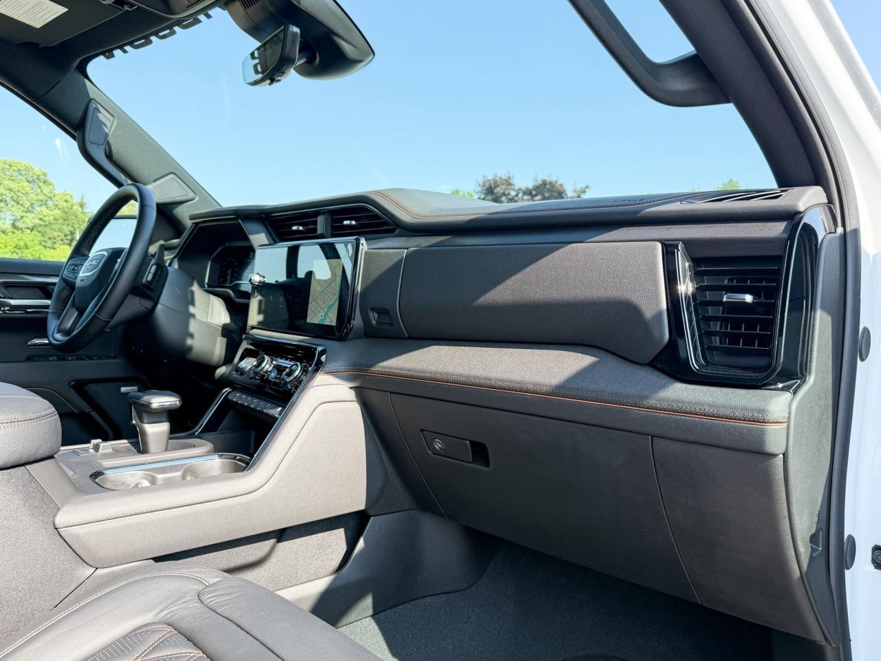 2025 GMC Sierra 1500 AT4 HARLEY DAVIDSON UPGRADE - 6.2L V8 WITH REMOTE START/ENTRY, SUNROOF, HEATED FRONT & REAR SEATS, VENTILATED FRONT SEATS, HEATED STEERING WHEEL, BOSE SOUND SYSTEM Photo